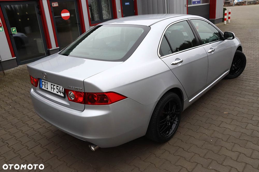 Honda Accord 2.0 i Executive - 15
