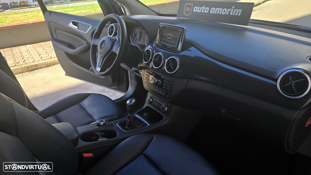 Mercedes-Benz B 180 CDI BlueEFFICIENCY - 22