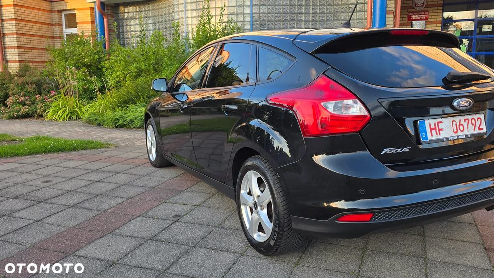 Ford Focus - 33