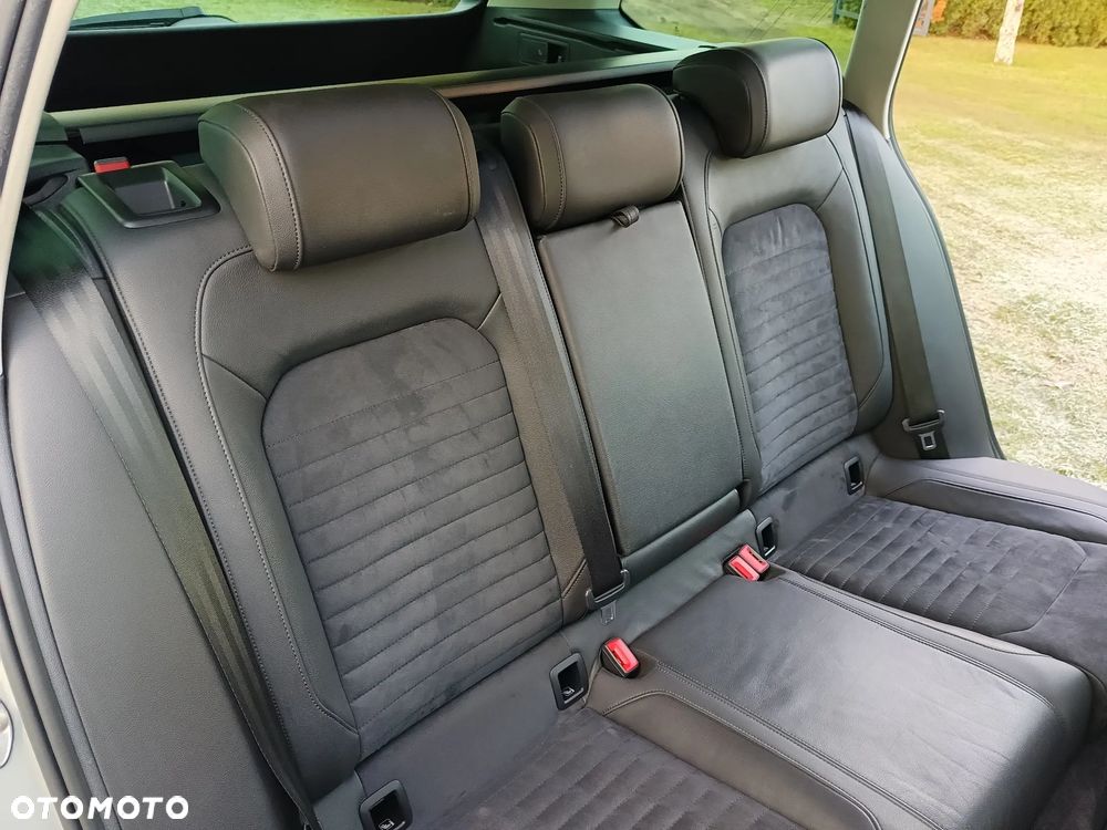 Volkswagen Passat 2.0 TDI SCR (BlueMotion Tech) 4Mot DSG Highline - 33