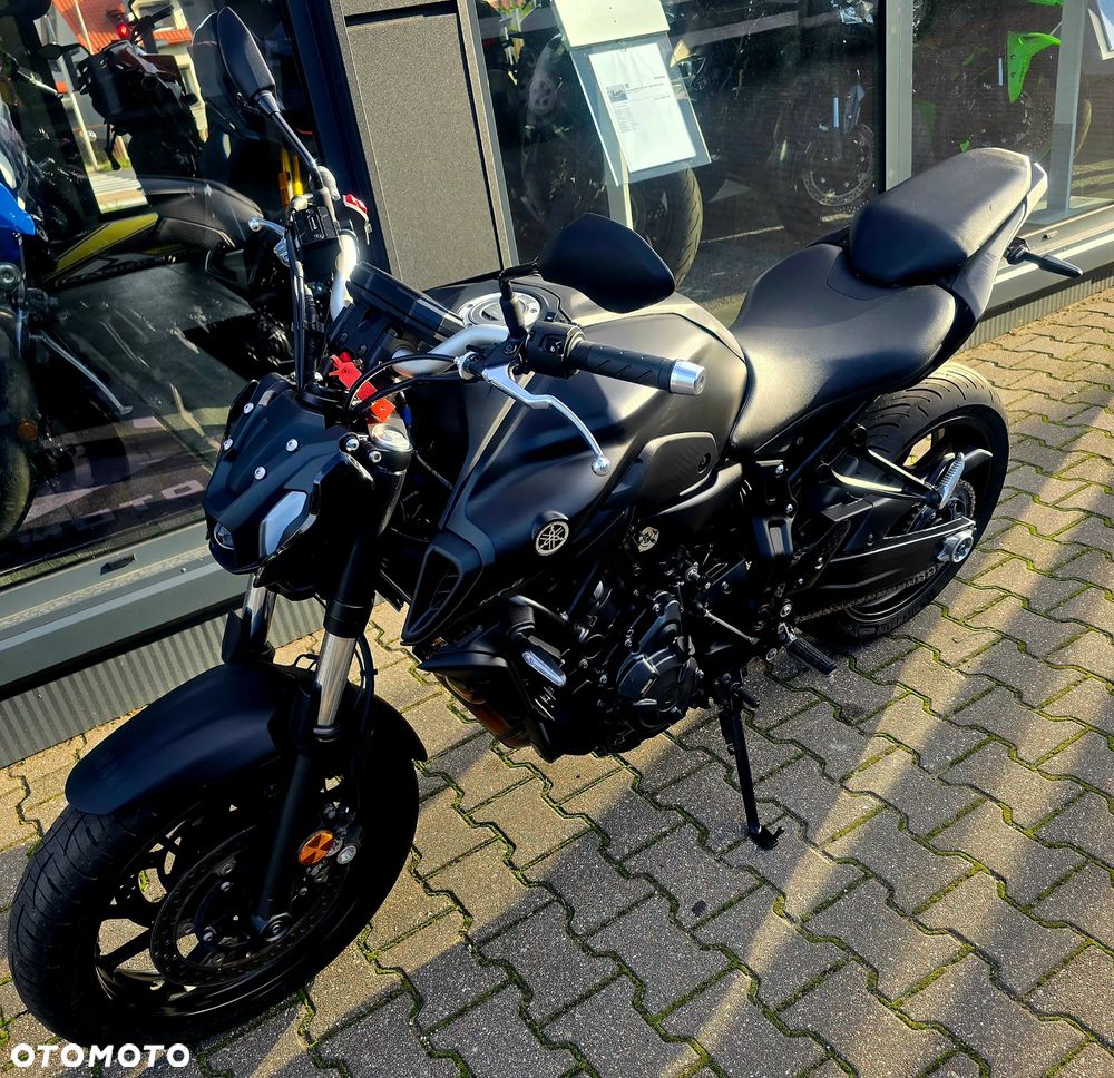Yamaha MT - 7