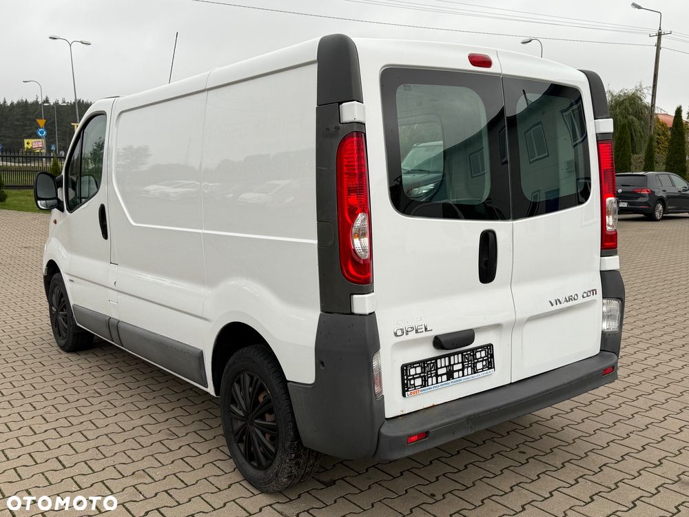 Opel Vivaro 2.0cdti bezwypadkowy z Niemiec - 4