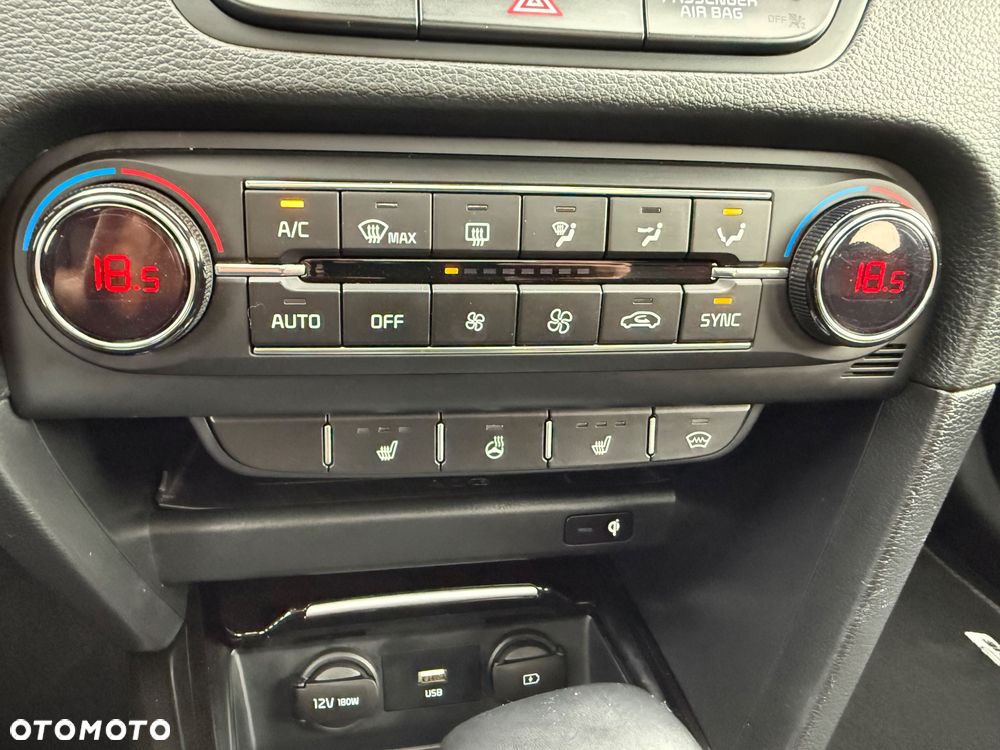 Kia ProCeed 1.6 T-GDI DCT7 OPF GT - 33