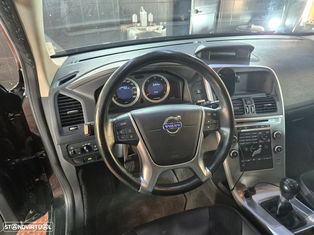 Volvo XC 60 2.0 D3 Drive Momentum - 21