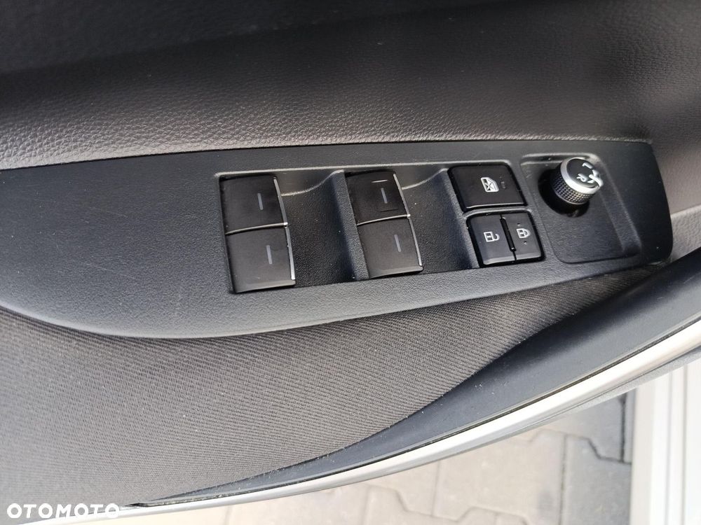 Toyota Corolla 1.8 Hybrid Comfort - 20