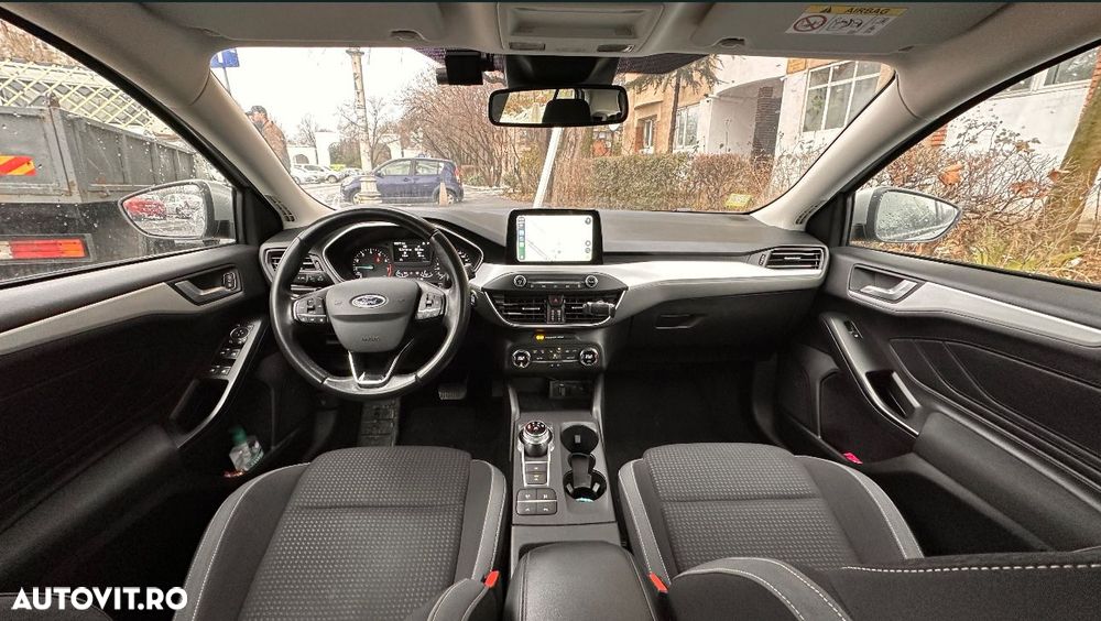 Ford Focus 1.0 EcoBoost Active - 5