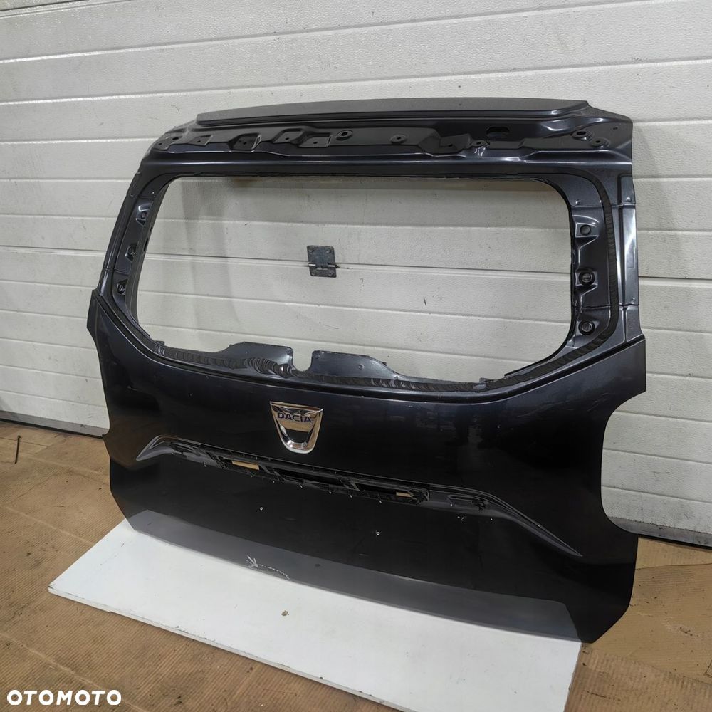 KLAPA BAGAŻNIKA DACIA DUSTER II LIFT 21- - 2