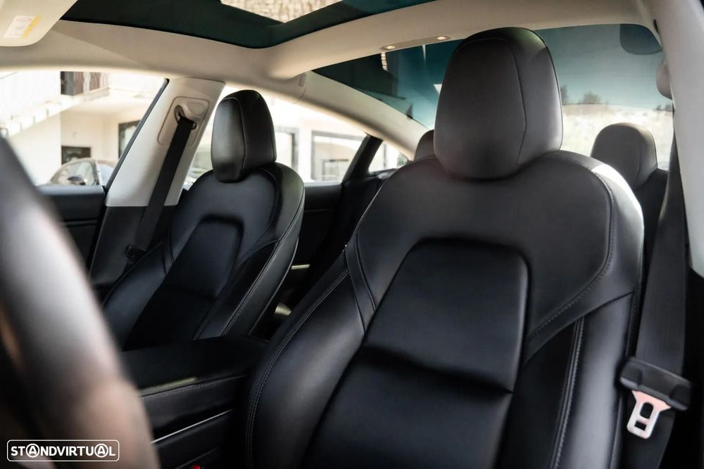 Tesla Model 3 Standard Range Plus RWD - 14