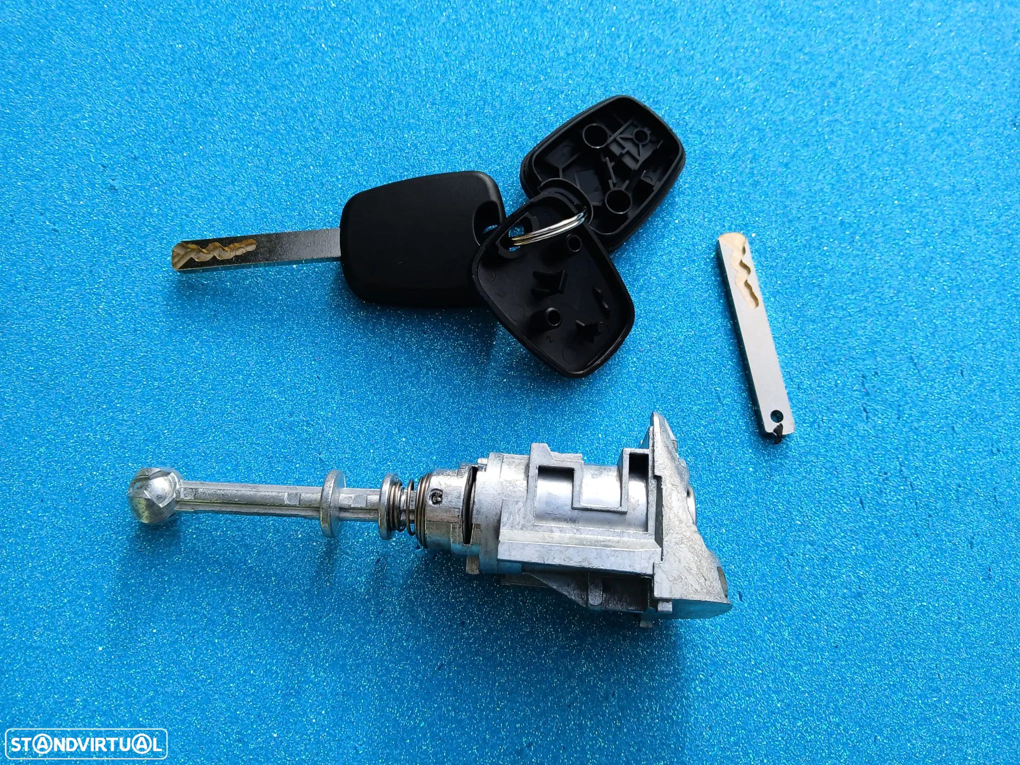 Canhão da porta condutor Peugeot 407  NOVO - 1