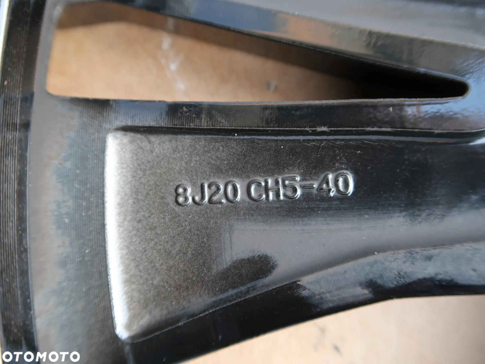 38 Felga Aluminiowa Renault 403004261R 20" - 5