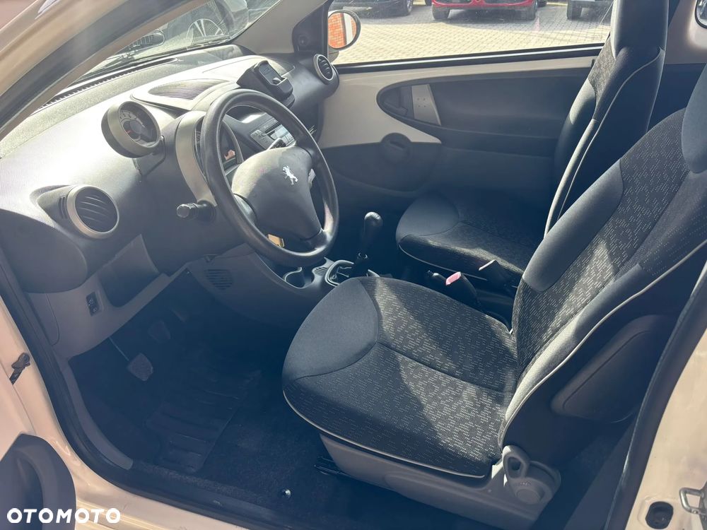 Peugeot 107 70 Filou - 16