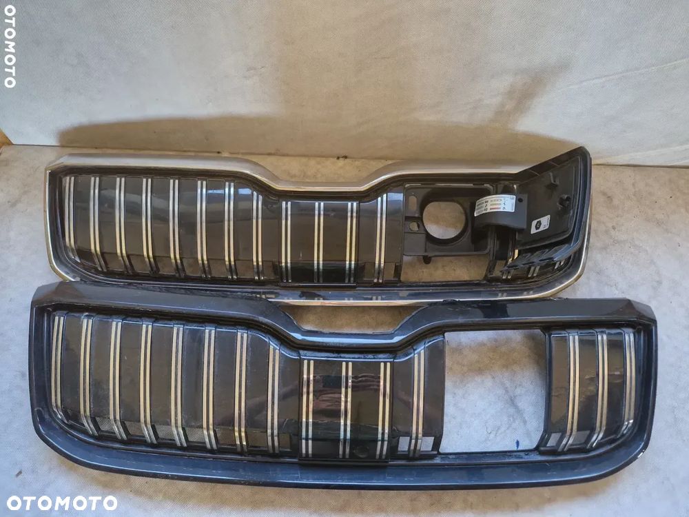 Skoda Superb III 3 Lift 3V0 Atrapa Grill Hybryda - 4