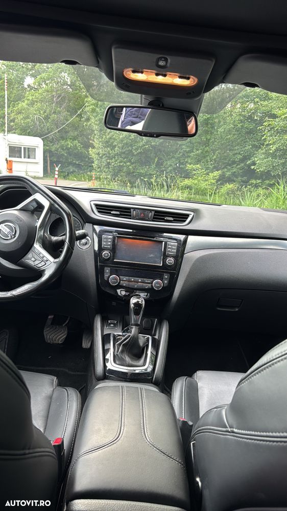 Nissan Qashqai 1.6 DCI Start/Stop X-TRONIC Tekna - 10