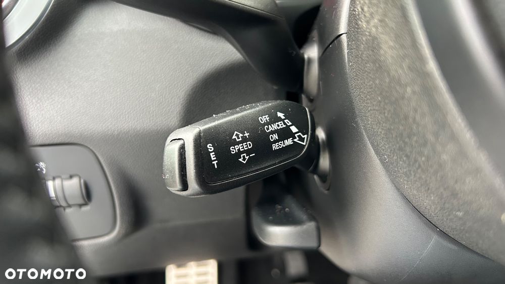 Audi A1 Sportback 1.2 TFSI S line Sportpaket - 36