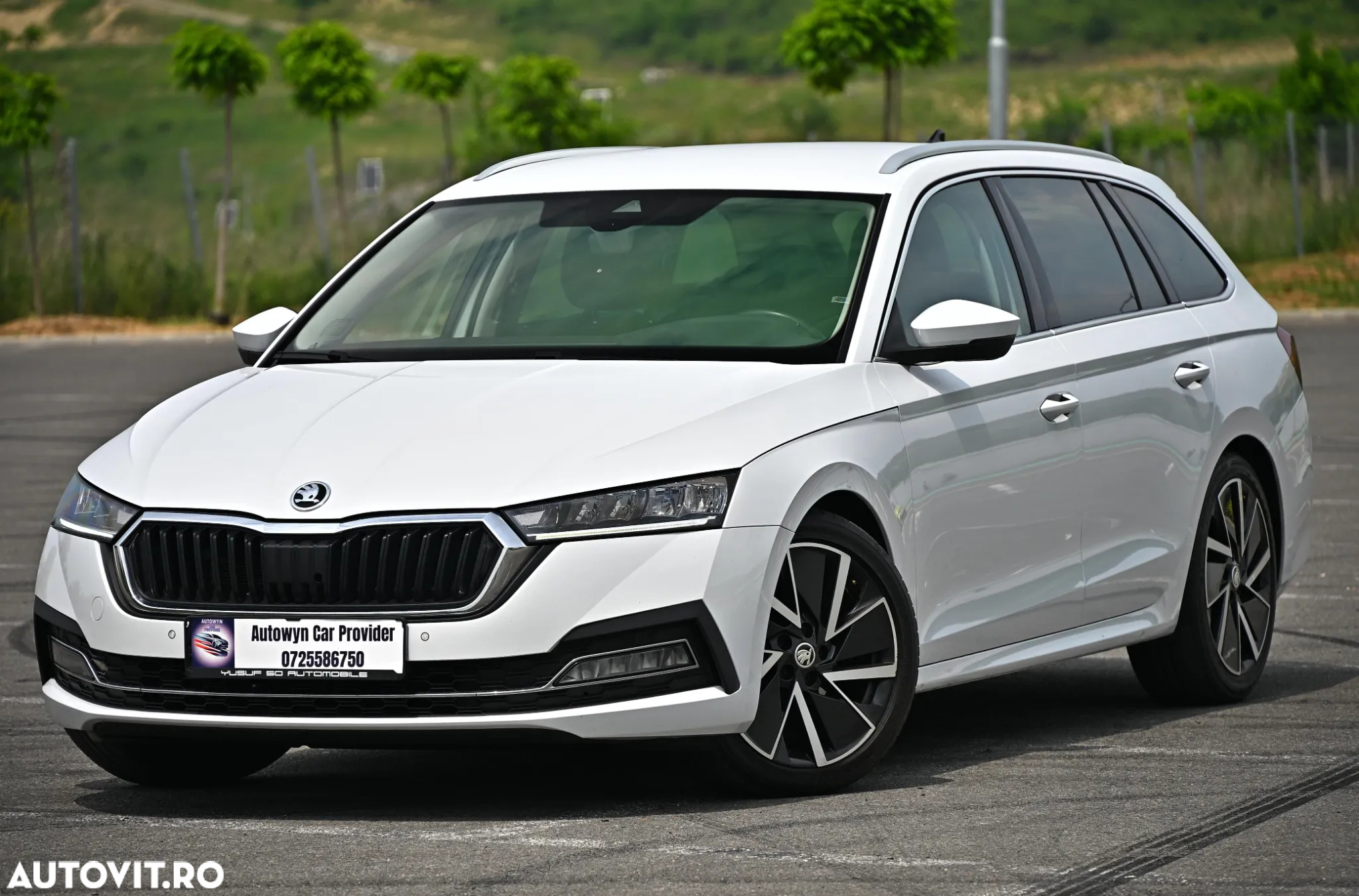 Skoda Octavia 2.0 TDI DSG Style - 3