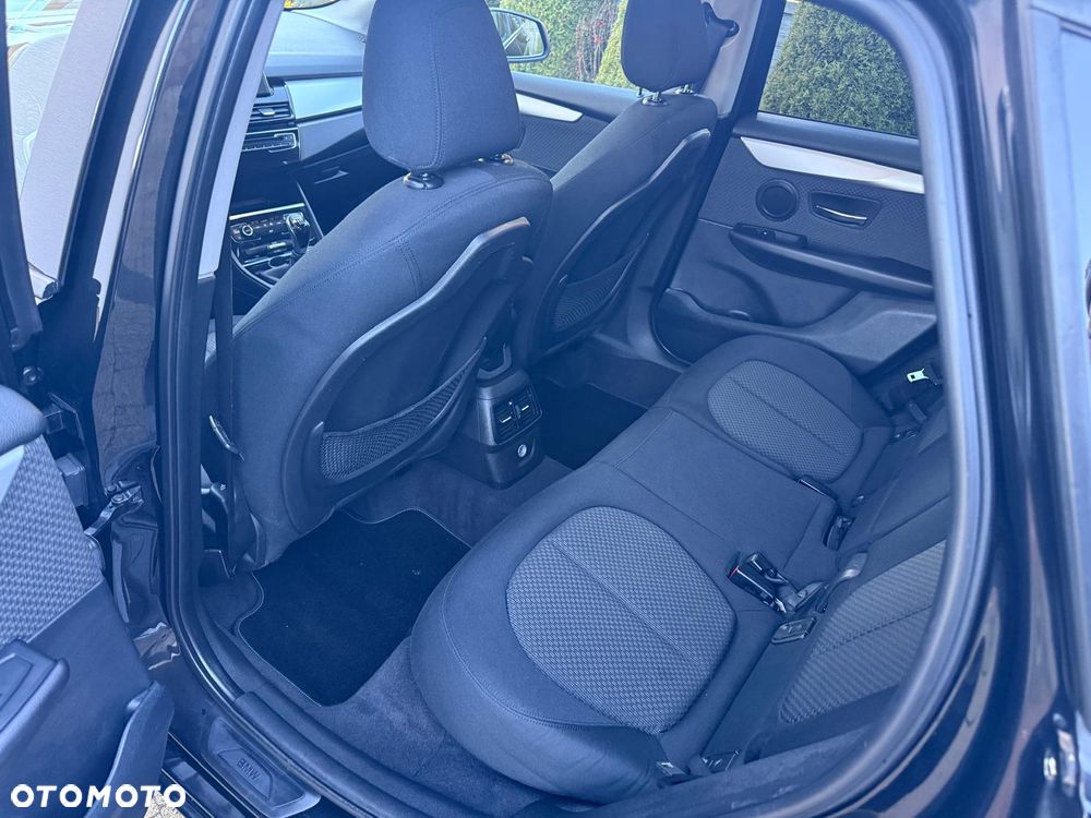 BMW Seria 2 214d - 27