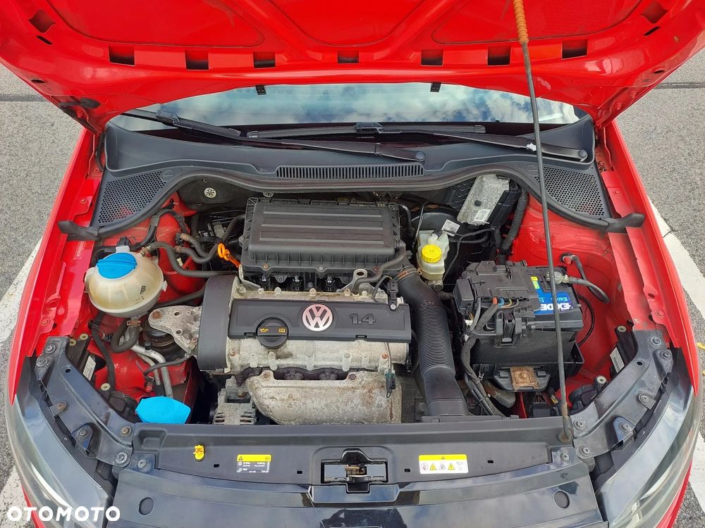 Volkswagen Polo 1.4 16V Comfortline - 17