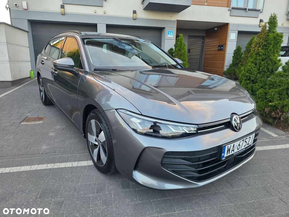 Volkswagen Passat - 2
