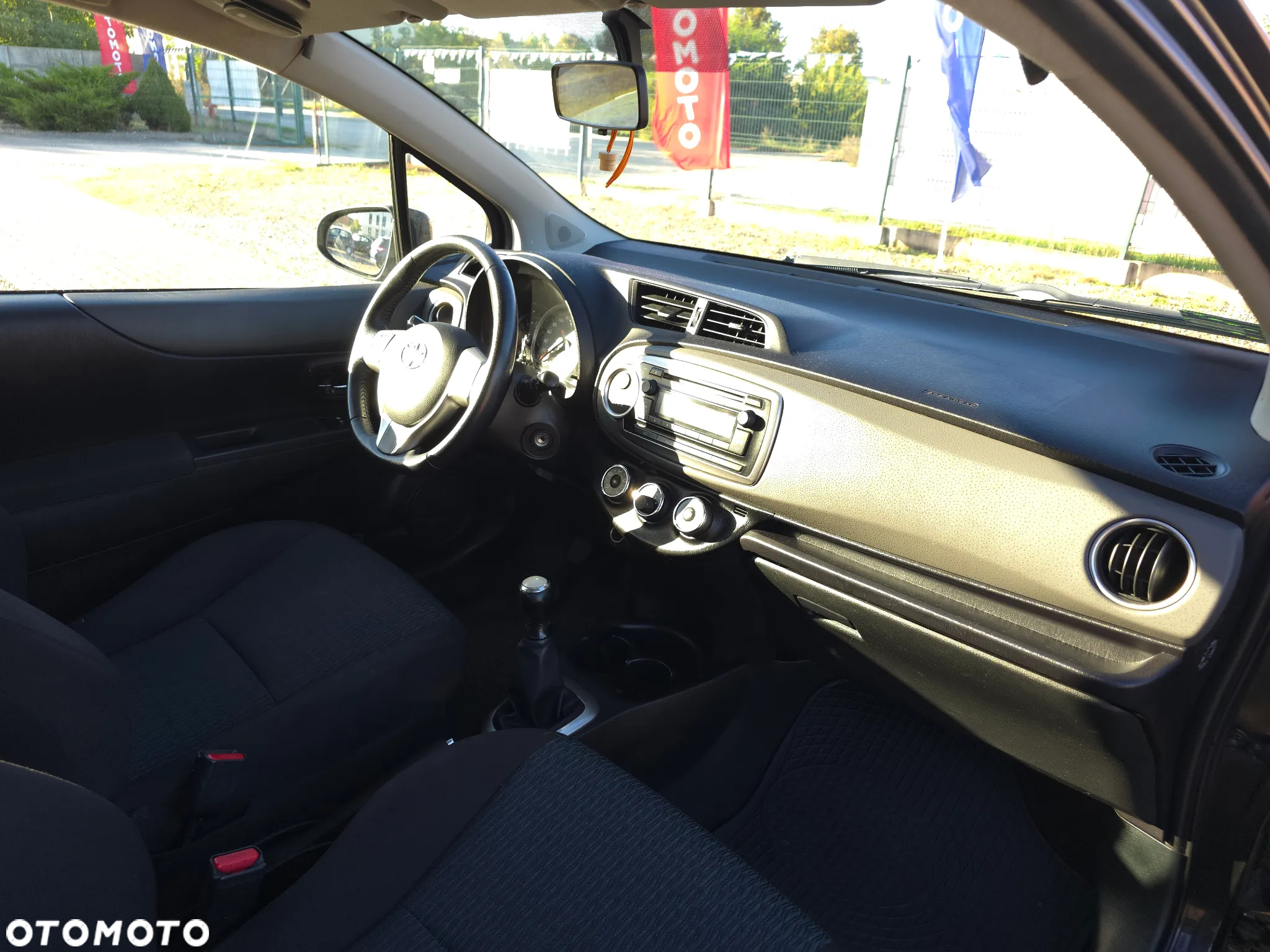 Toyota Yaris 1.0 Luna - 13
