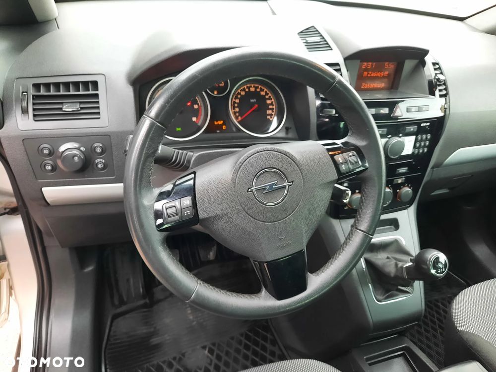 Opel Zafira 1.7 CDTI ecoFLEX Family - 12