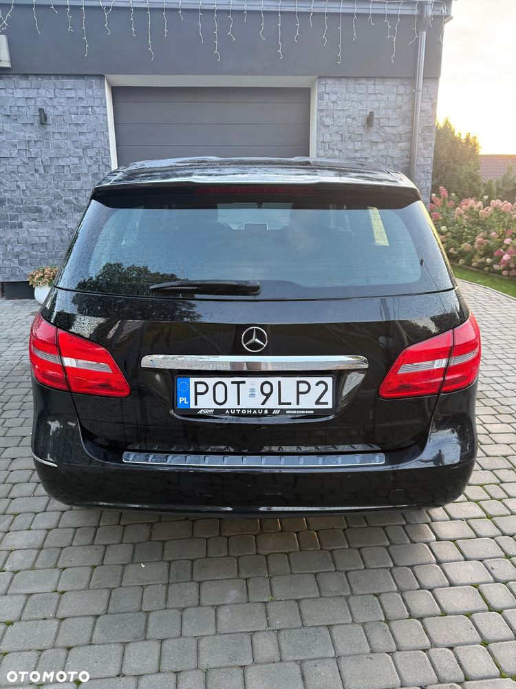 Mercedes-Benz Klasa B 180 - 2