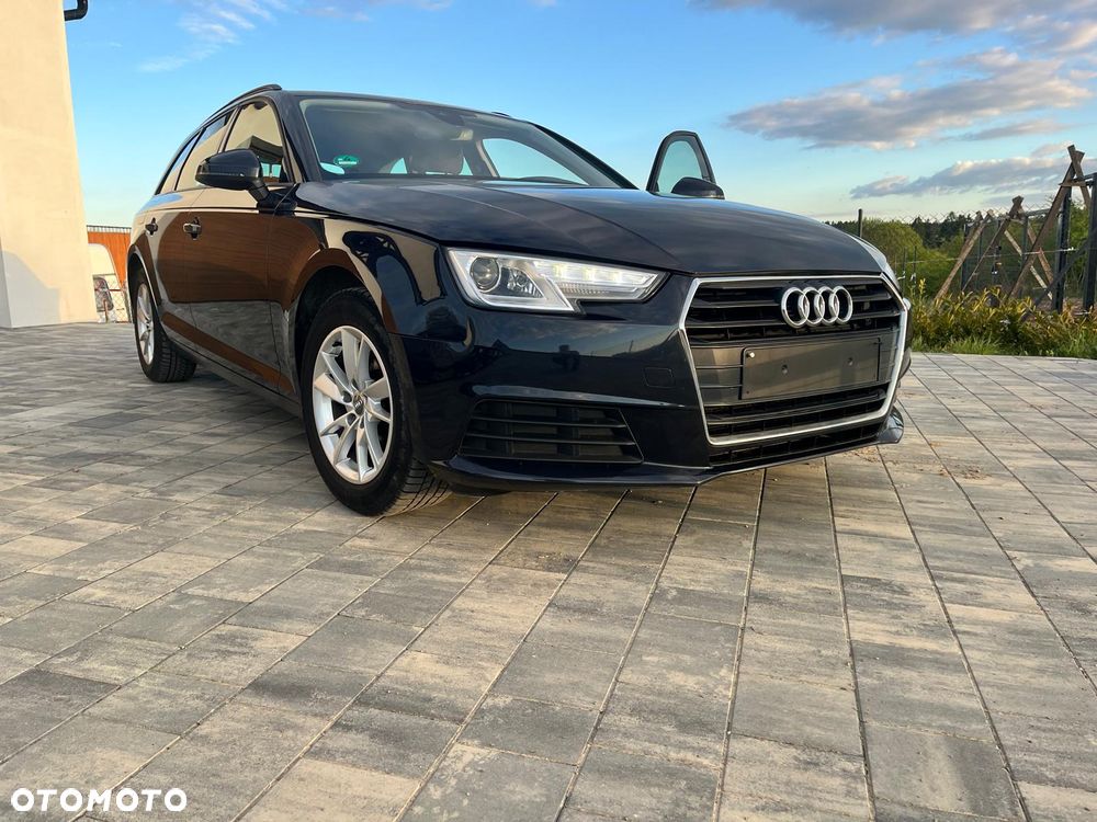 Audi A4 Avant 1.4 TFSI S tronic design - 2