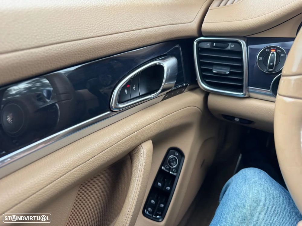 Porsche Panamera S E-Hybrid - 8
