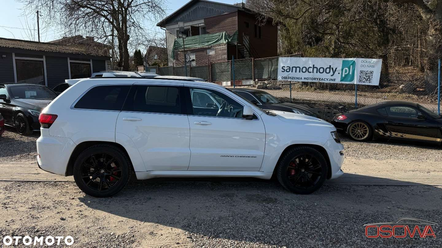 Jeep Grand Cherokee - 10