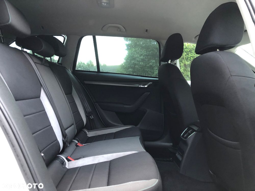 Skoda Octavia 1.4 TSI Joy DSG - 13