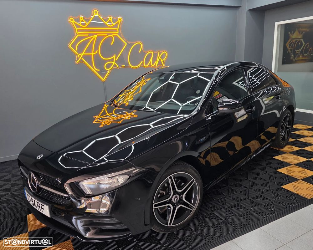 Mercedes-Benz A 250 Limousine e 8G-DCT AMG Line - 1