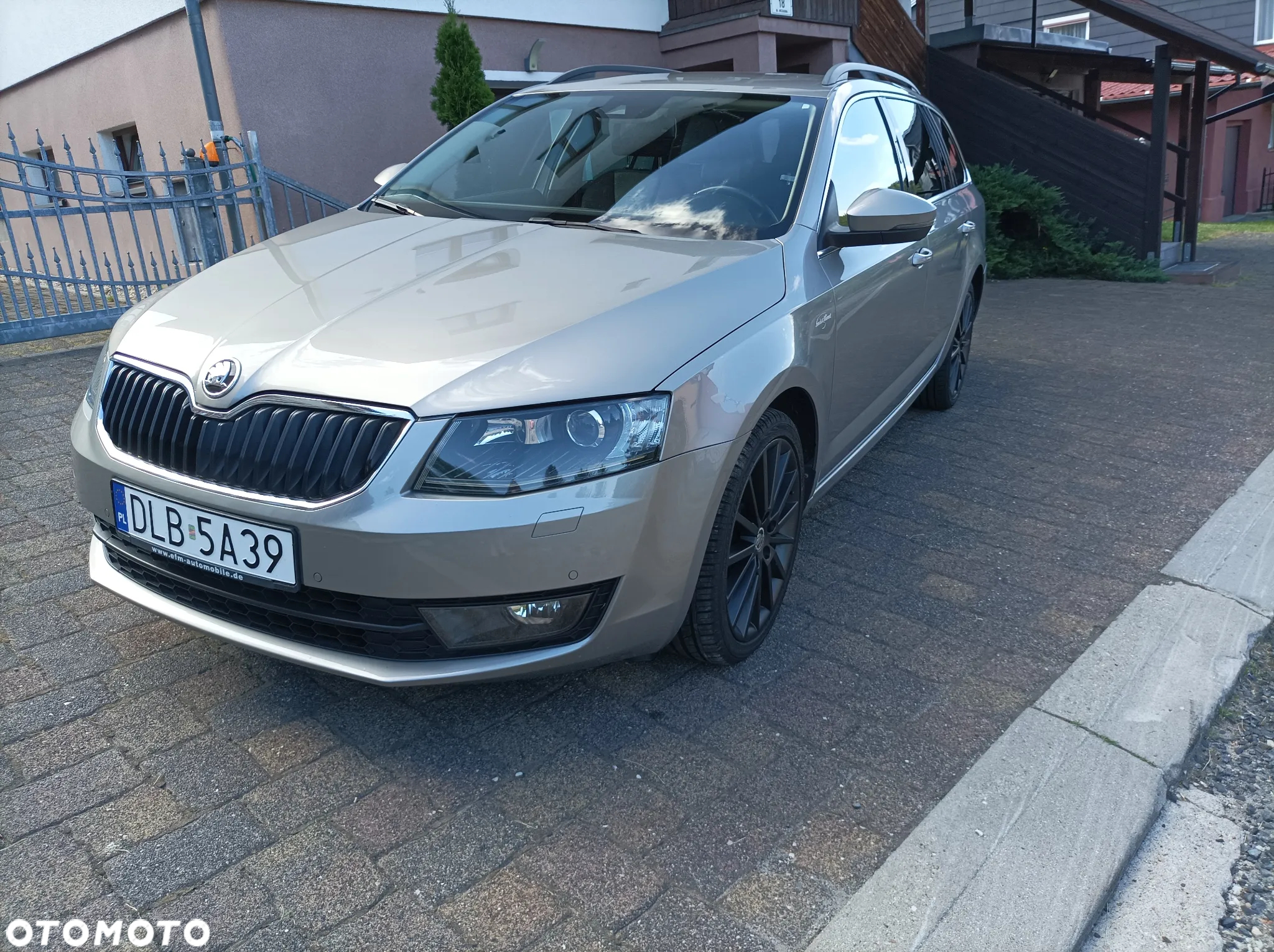 Skoda Octavia 1.8 TSI DSG L&K - 2