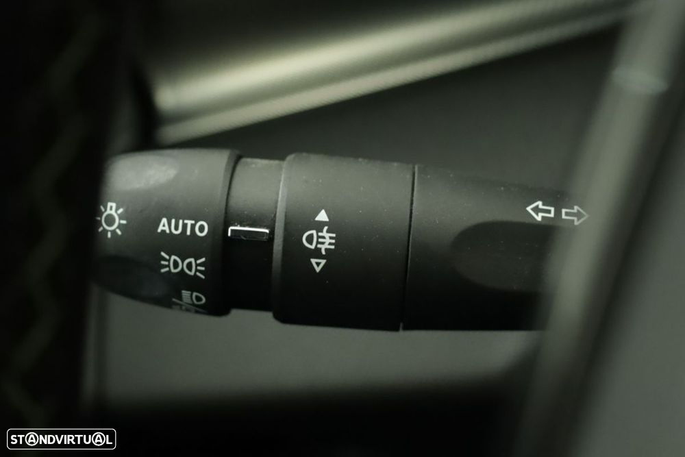 Peugeot 308 1.2 PureTech GT EAT8 - 18