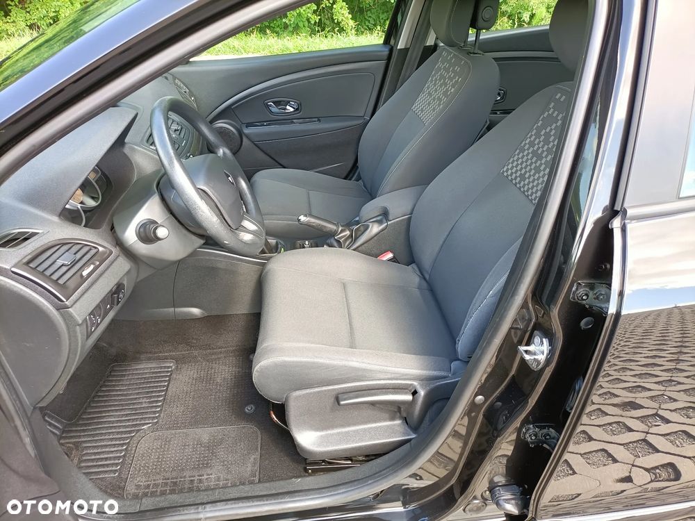Renault Megane 1.6 16V Dynamique Euro5 - 15