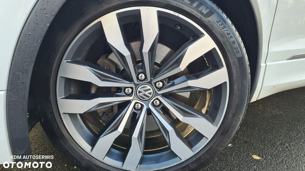 Volkswagen Tiguan - 18