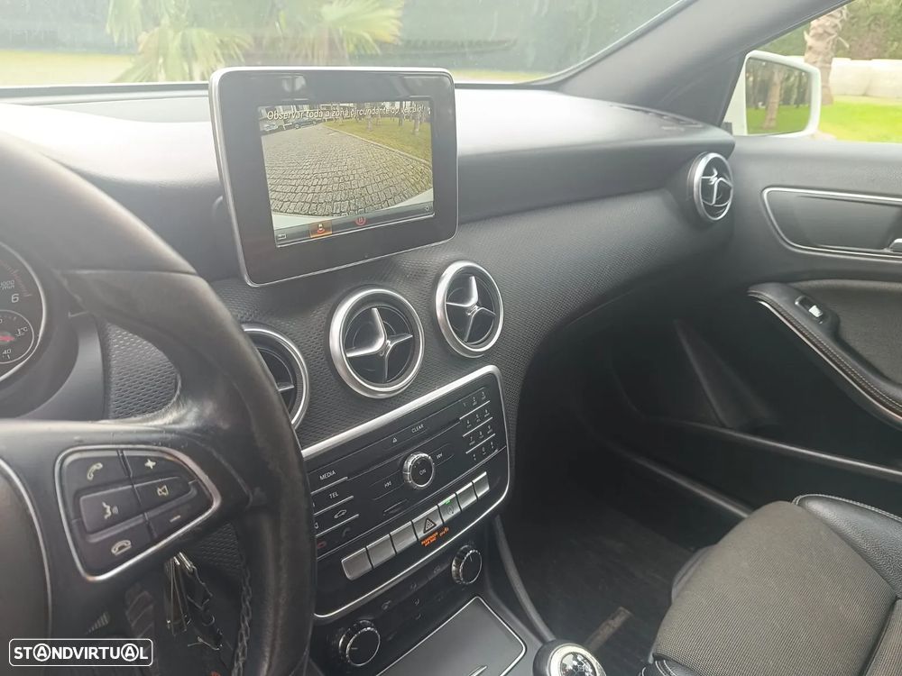 Mercedes-Benz A 180 CDI (BlueEFFICIENCY) Urban - 14