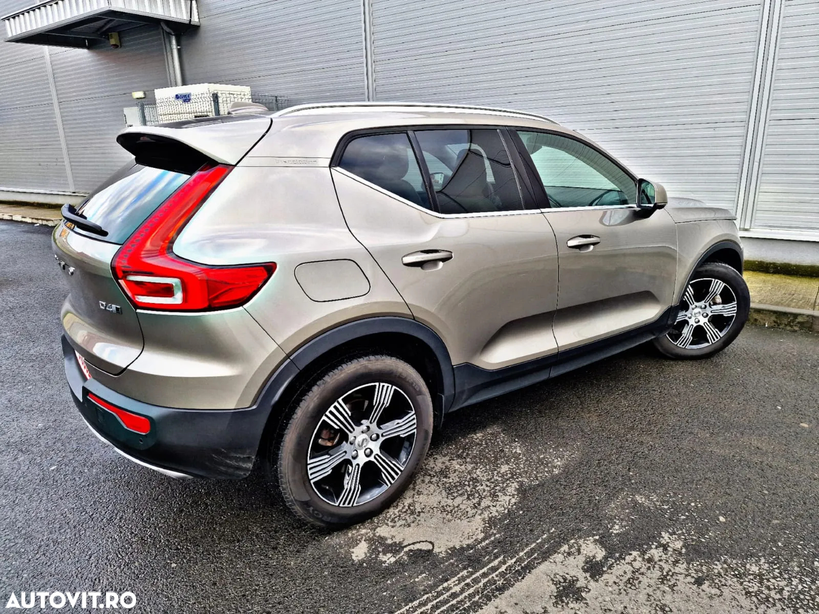 Volvo XC 40 D4 AWD Base - 2