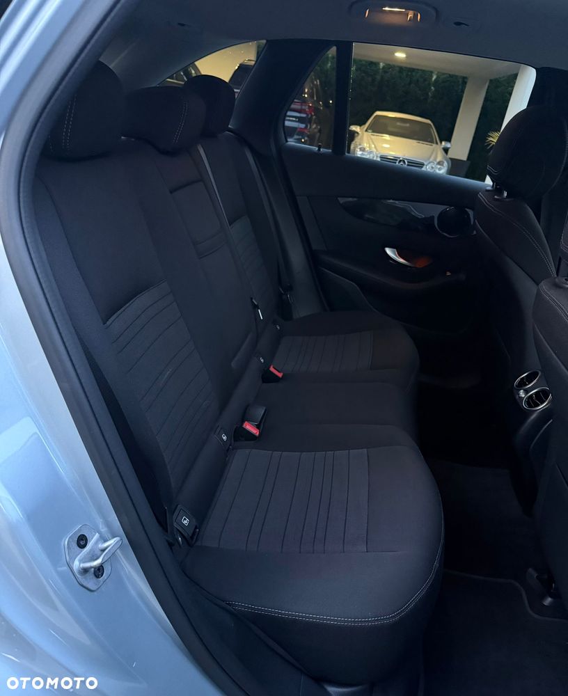Mercedes-Benz GLC 200 d 4Matic 9G-TRONIC - 26