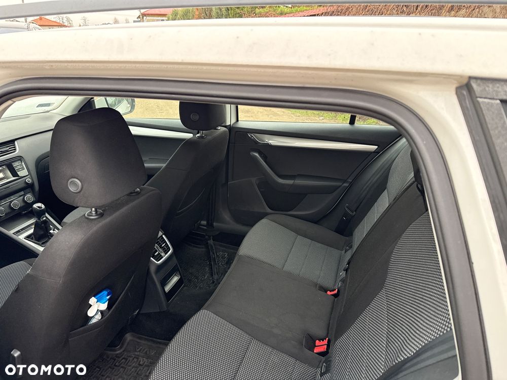 Skoda Octavia 1.6 TDI Ambition - 32