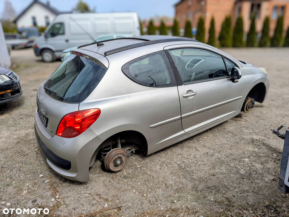 Peugeot 207 2006 1.4 i 16v 90 na części - 4