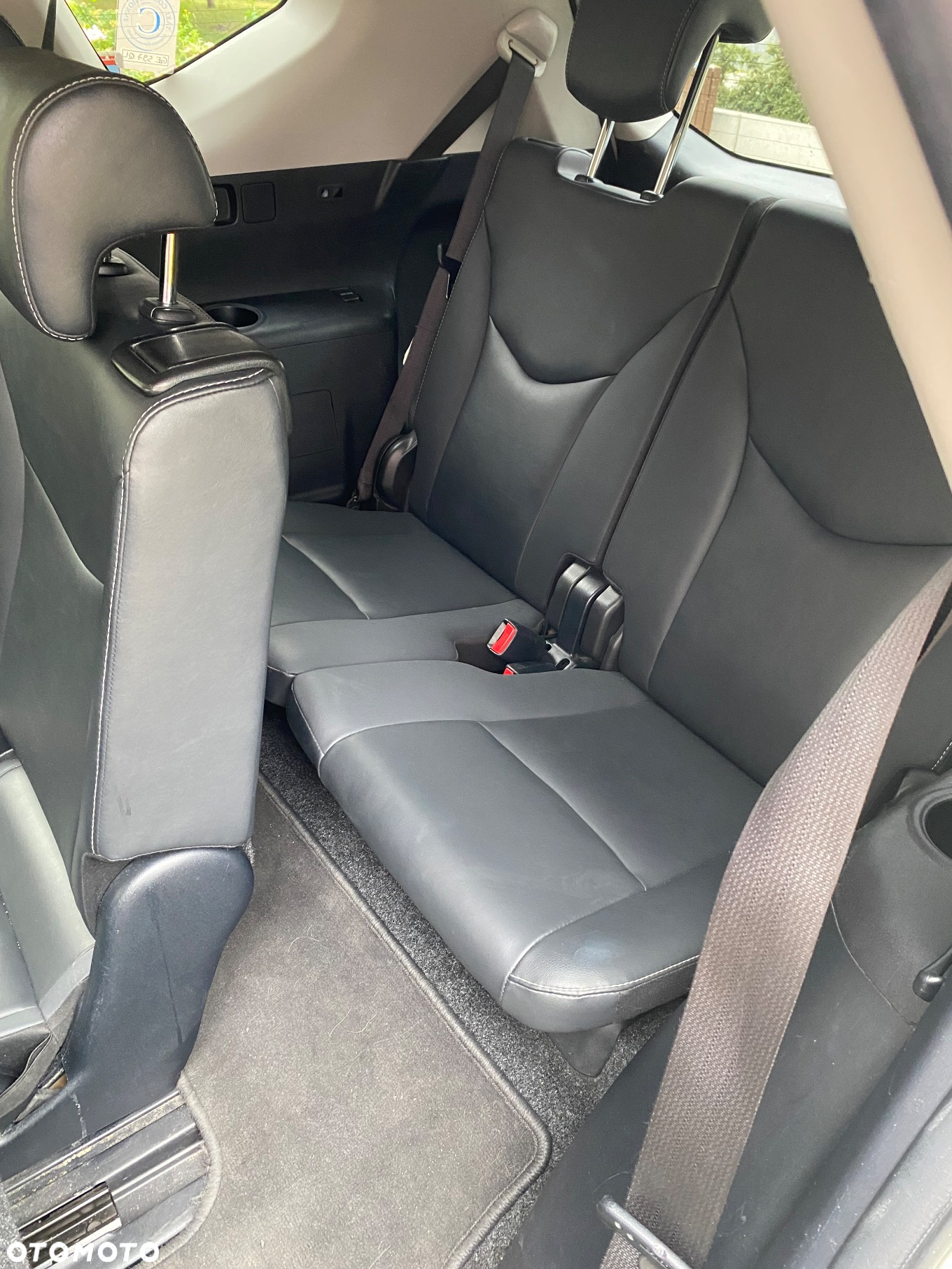 Toyota Prius+ (Hybrid) Comfort - 14