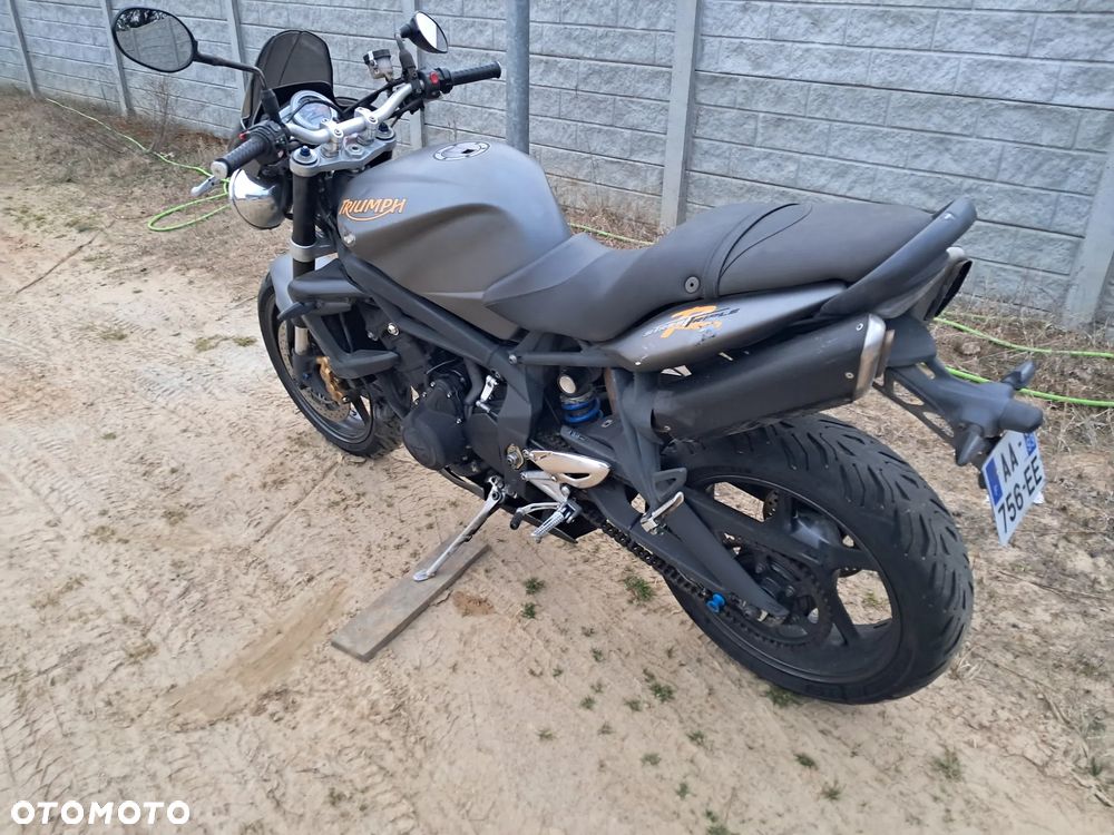 Triumph Street Triple - 3