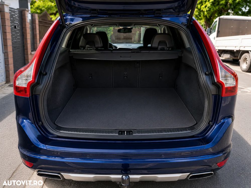 Volvo XC 60 D3 Ocean Race - 4