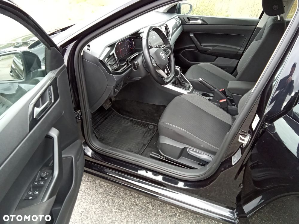 Volkswagen Polo 1.0 TSI Life DSG - 21