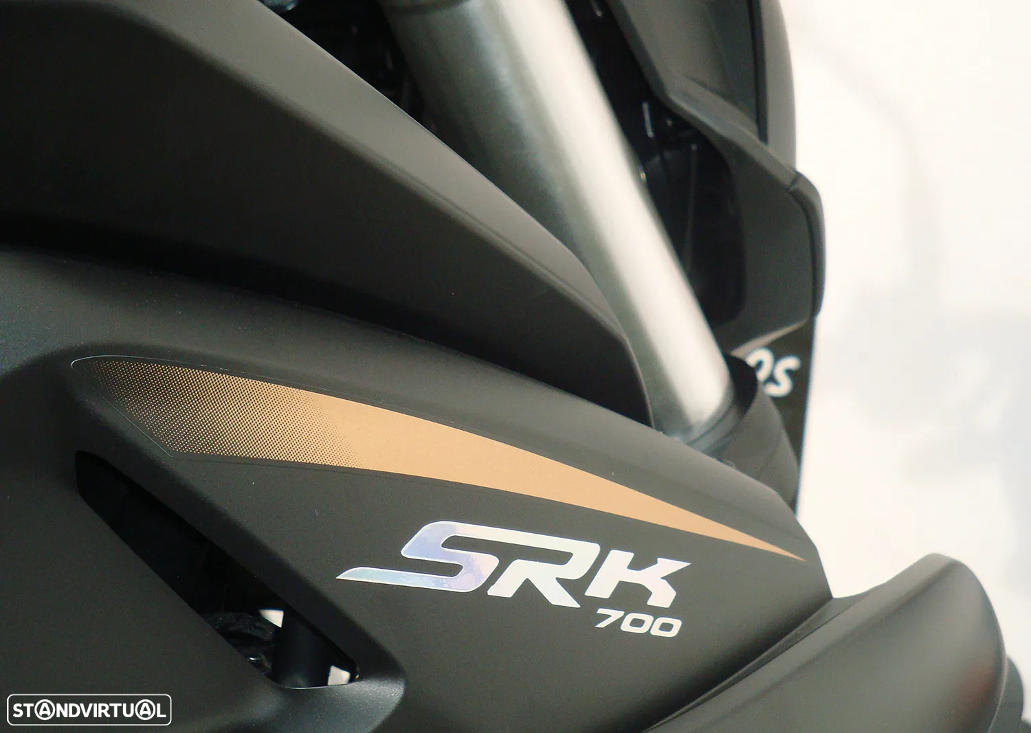 QJ Motor SRK 700 - 13