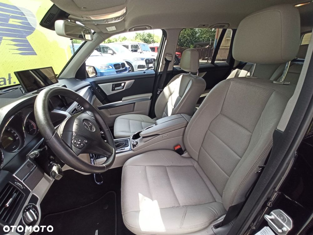 Mercedes-Benz GLK - 7