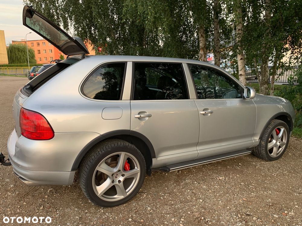 Porsche Cayenne - 23