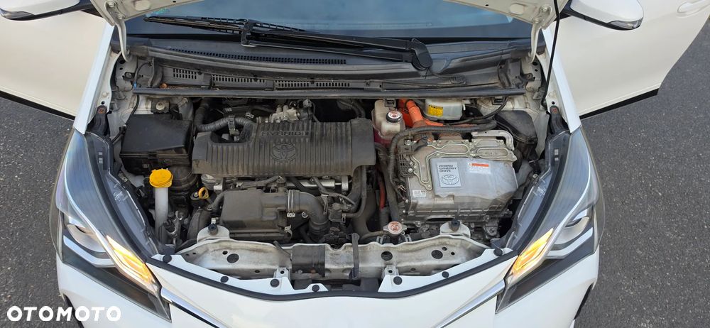 Toyota Yaris 1.5 VVT-i Team Deutschland - 39