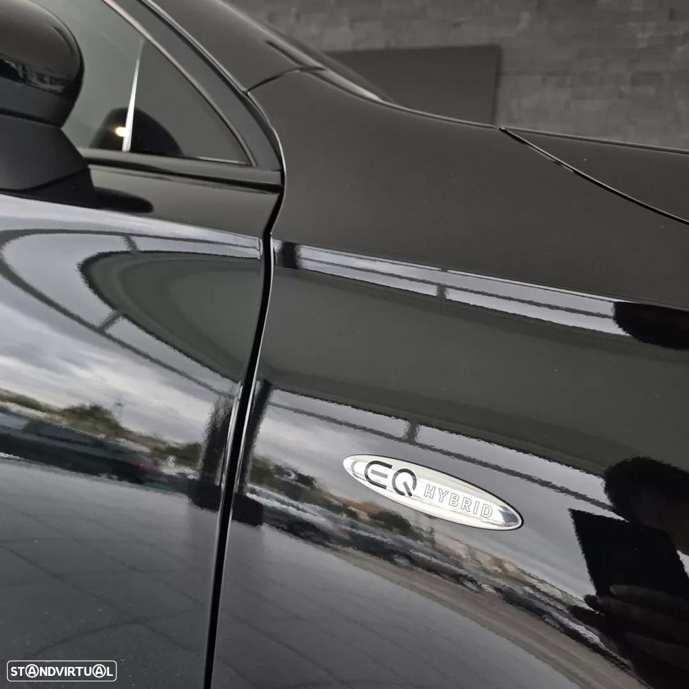 Mercedes-Benz A 250 e - 11