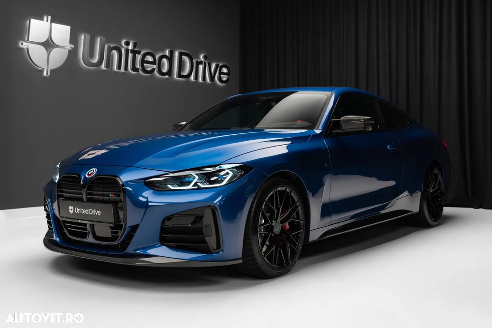 BMW M4 M440i xDrive AT MHEV - 1