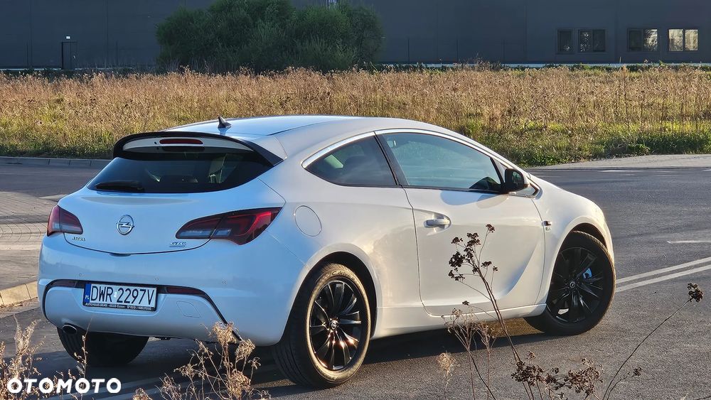 Opel Astra - 4
